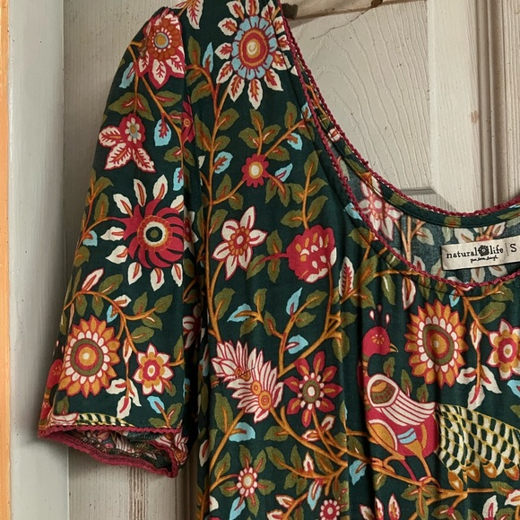 NATURAL LIFE Green and Pink Casual Maxi Dress - Picture 3 of 5